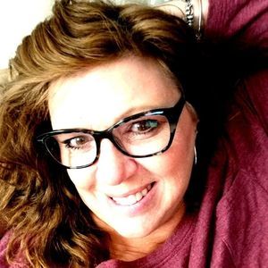 Meet your Posher, Lynne